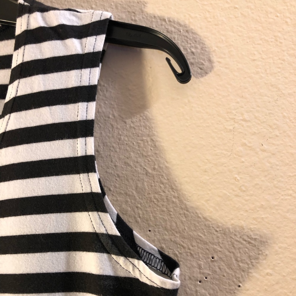 DONATED Nooshin Sleeveless Striped Tank Top - Picture 3 of 10